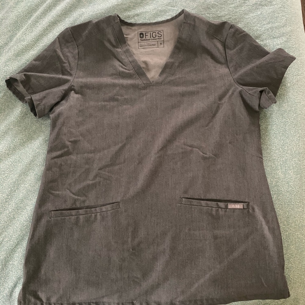 FIGS scrubs top small heather charcoal grey